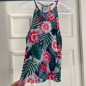 OLD NAVY TANK TOP ! BARELY WORN !